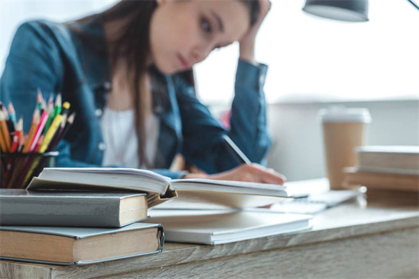 贵阳卫生学校口腔医学专业课程有哪些
