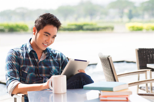 学校正面.jpg