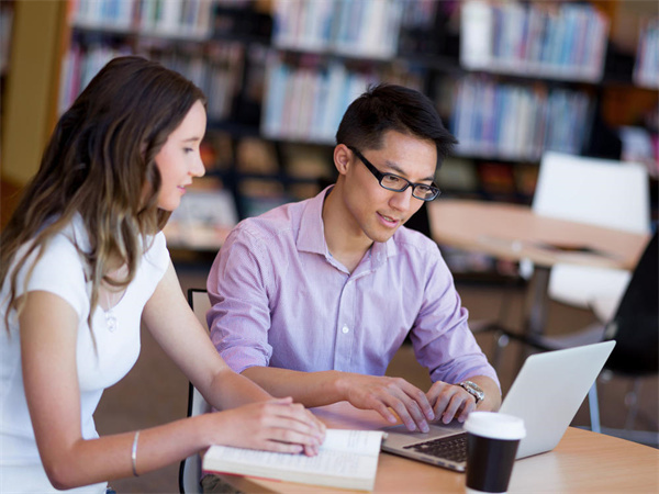 成都卫生学校2020年招生简介