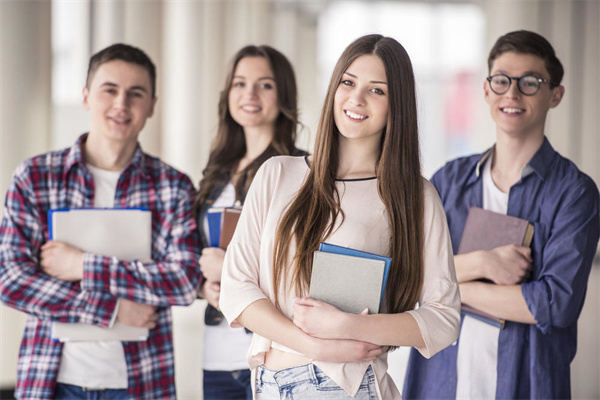 学校建筑.jpg