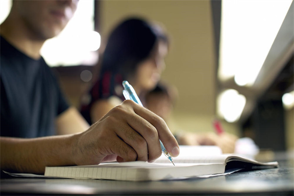 漯河医学高等专科学校