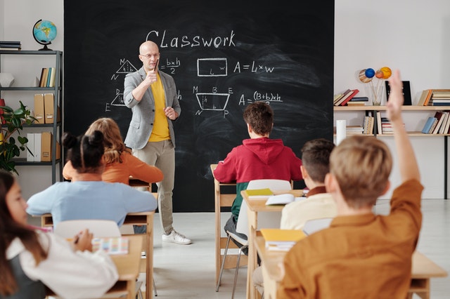 重庆专科学前教育专业的就业方向多不,重庆幼师专科学校