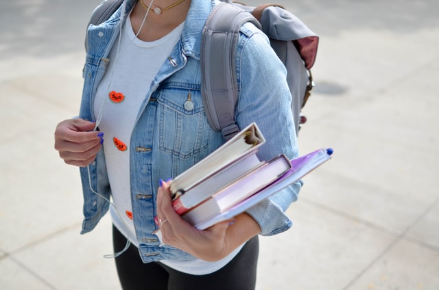学校实训楼.jpg