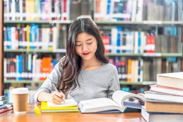 贵阳市新城职业学校