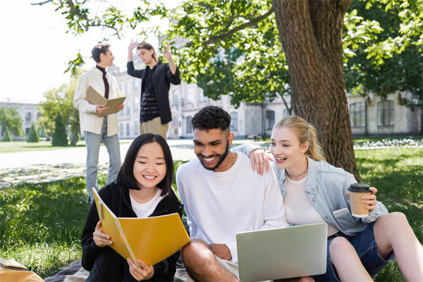 2019成都卫生学校从什么时候开始军训