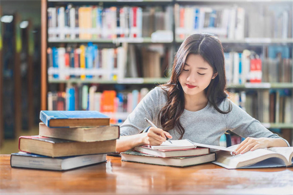 临沂大学教育学院图片
